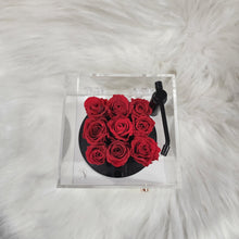 Load image into Gallery viewer, PRESERVED FLOWERS VINYL RECORD PLAYER PHONOGRAPH BLUETOOTH SPEAKER
